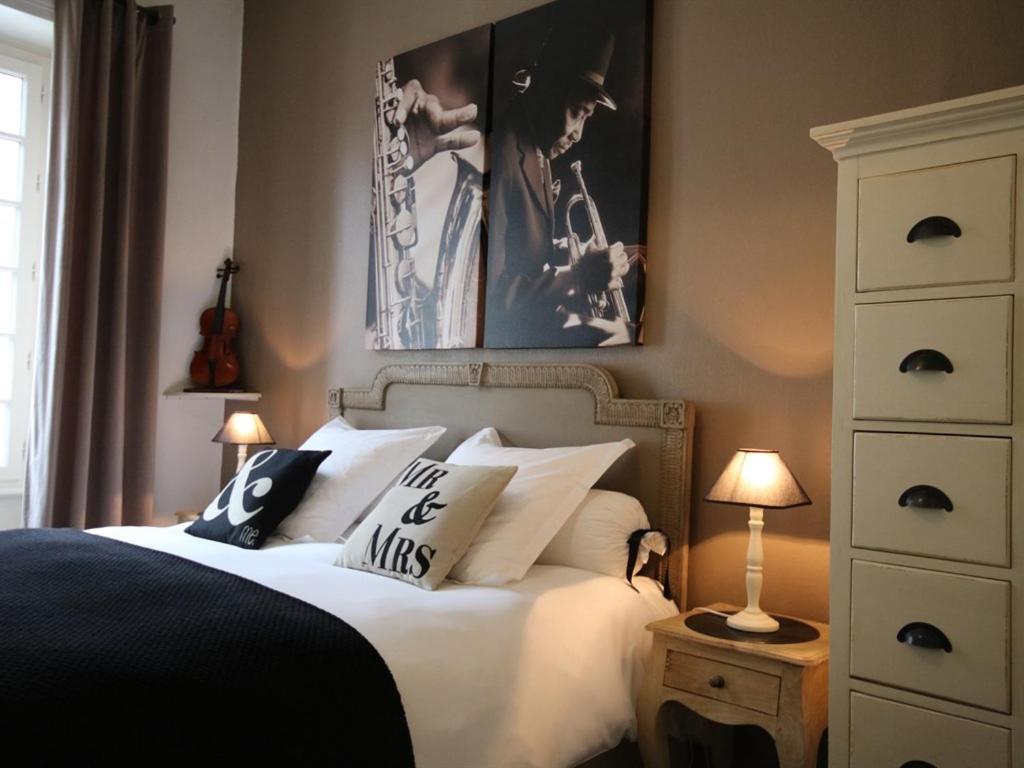 Small Double Room,1589196079:JPEG